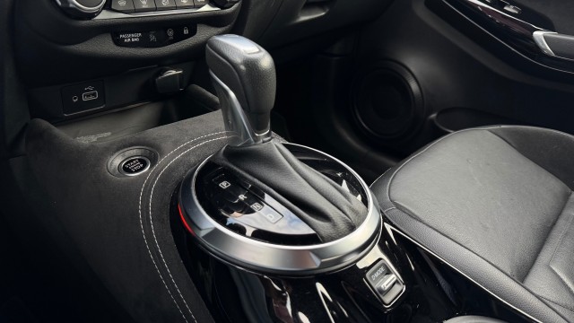 NISSAN JUKE SUV 5-drs