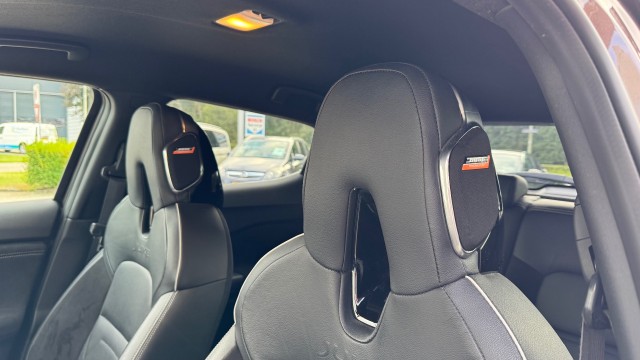 NISSAN JUKE SUV 5-drs