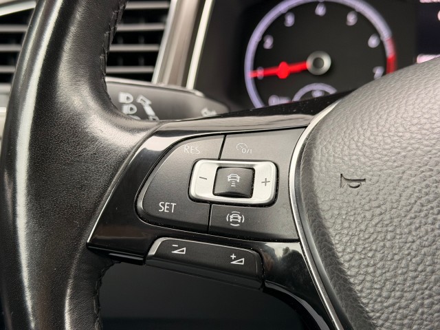 VOLKSWAGEN T-ROC SUV 5-drs