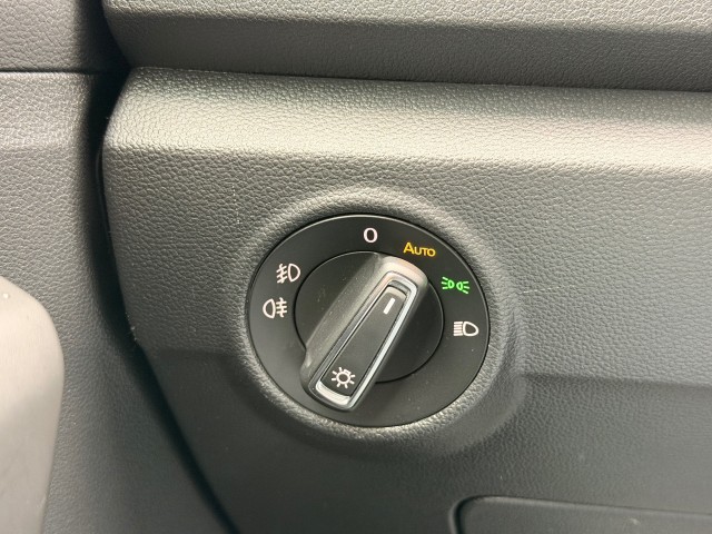 VOLKSWAGEN T-ROC SUV 5-drs