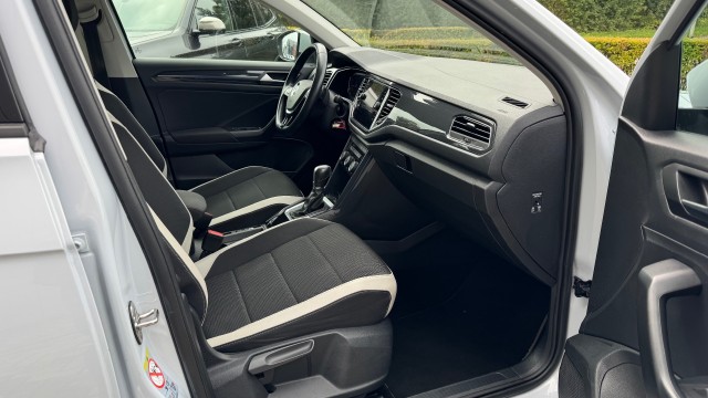 VOLKSWAGEN T-ROC SUV 5-drs