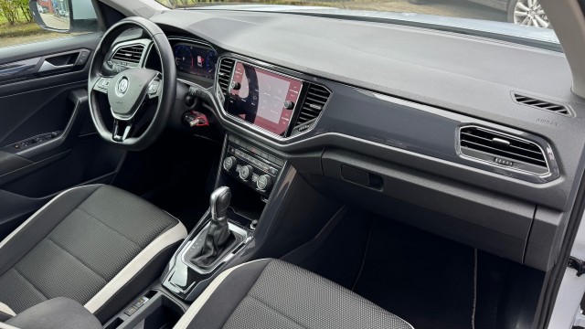 VOLKSWAGEN T-ROC SUV 5-drs
