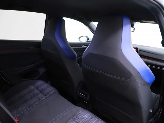 VOLKSWAGEN GOLF Hatchback 5 drs