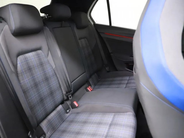 VOLKSWAGEN GOLF Hatchback 5 drs