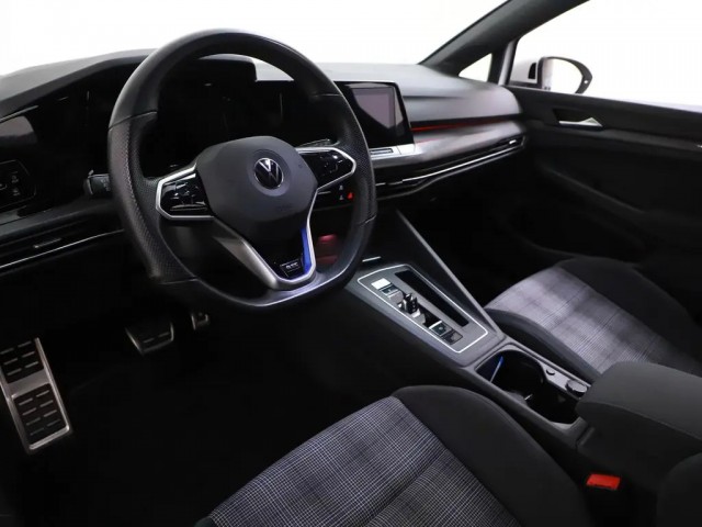 VOLKSWAGEN GOLF Hatchback 5 drs