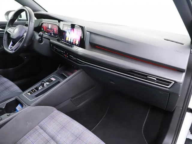 VOLKSWAGEN GOLF Hatchback 5 drs