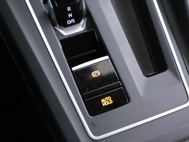 VOLKSWAGEN GOLF Hatchback 5 drs