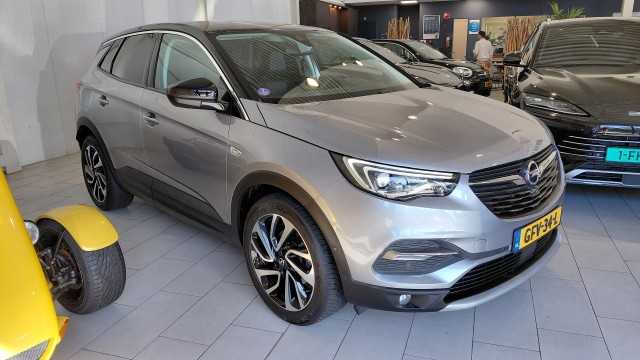 OPEL GRANDLAND X SUV 5-drs