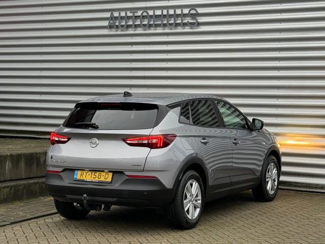 OPEL GRANDLAND SUV 5-drs