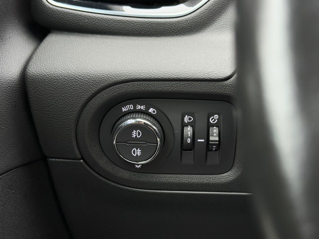 OPEL GRANDLAND SUV 5-drs