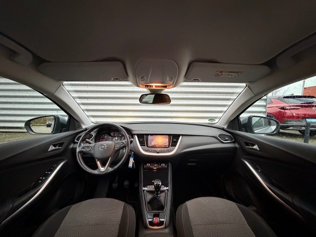 OPEL GRANDLAND SUV 5-drs