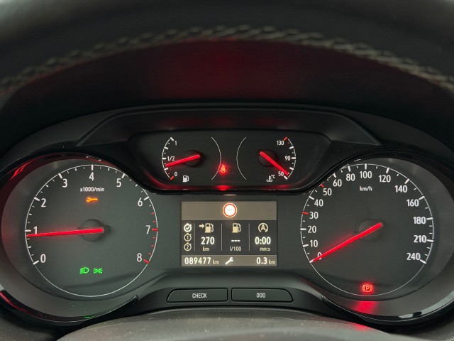 OPEL GRANDLAND SUV 5-drs