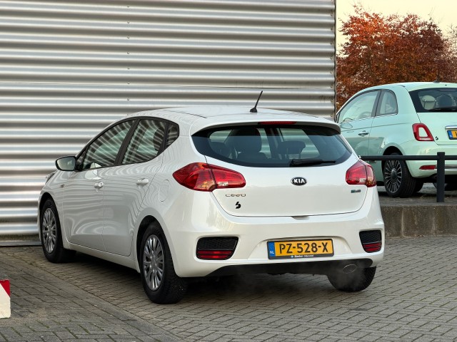 KIA CEED Hatchback 5 drs