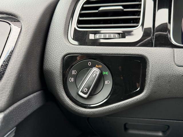 VOLKSWAGEN GOLF Hatchback 5 drs