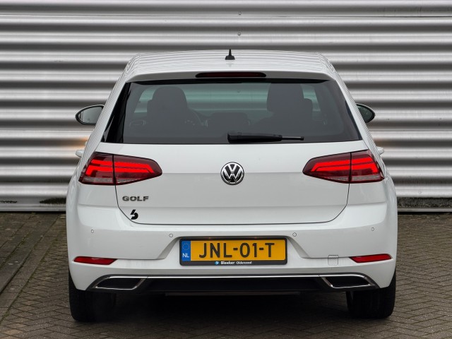 VOLKSWAGEN GOLF Hatchback 5 drs