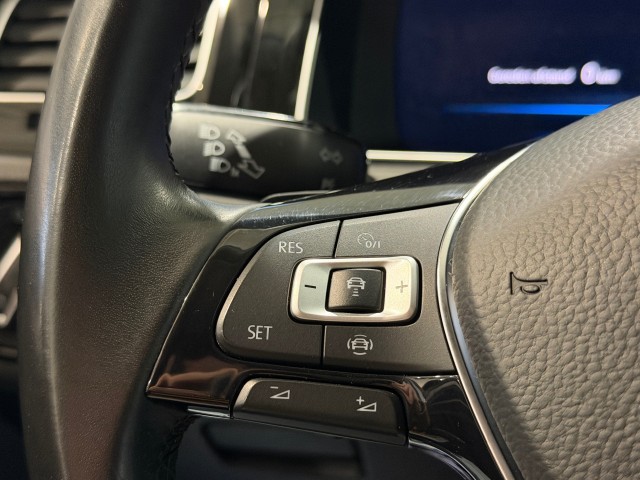 VOLKSWAGEN GOLF Hatchback 5 drs