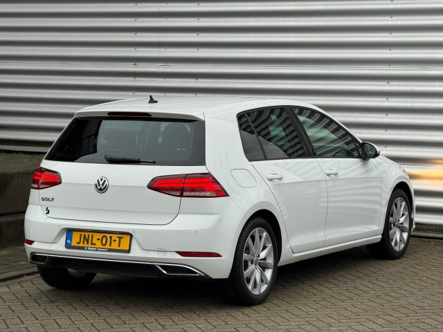 VOLKSWAGEN GOLF Hatchback 5 drs