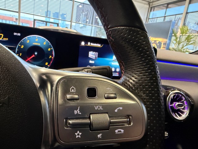 MERCEDES-BENZ A-KLASSE Hatchback 5 drs