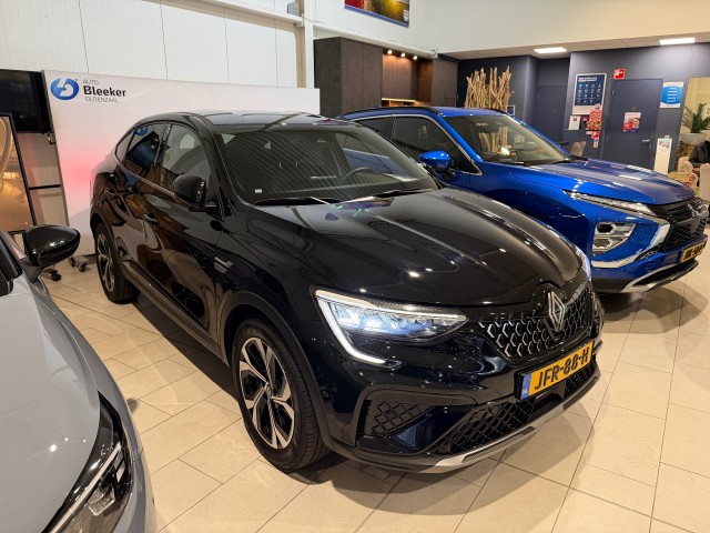 RENAULT ARKANA SUV 5-drs