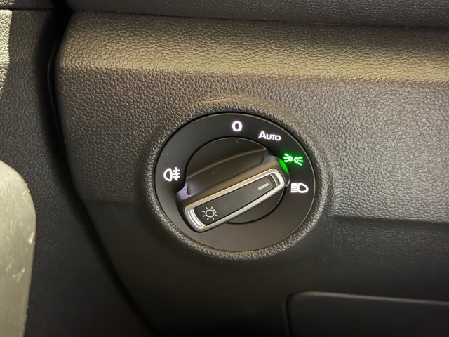 VOLKSWAGEN T-ROC SUV 5-drs