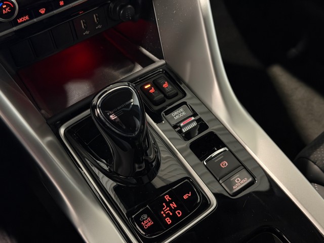 MITSUBISHI ECLIPSE CROSS SUV 5-drs