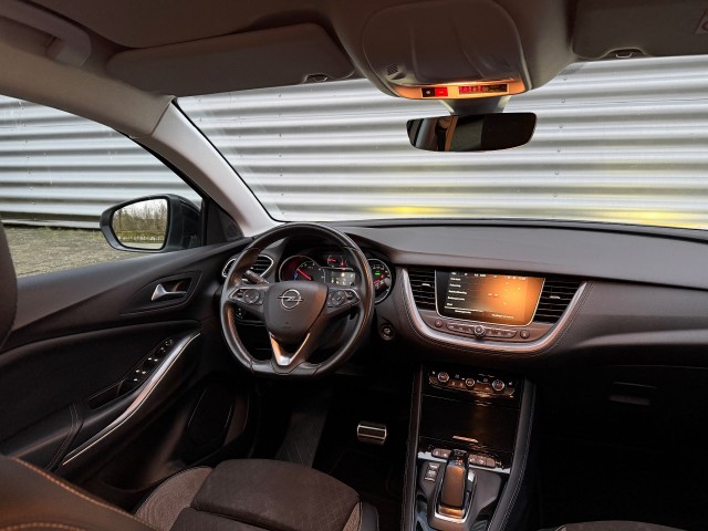 OPEL GRANDLAND X SUV 5-drs