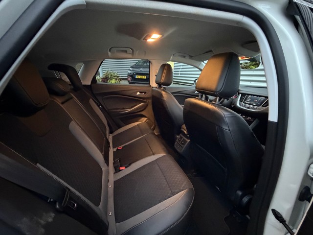 OPEL GRANDLAND X SUV 5-drs