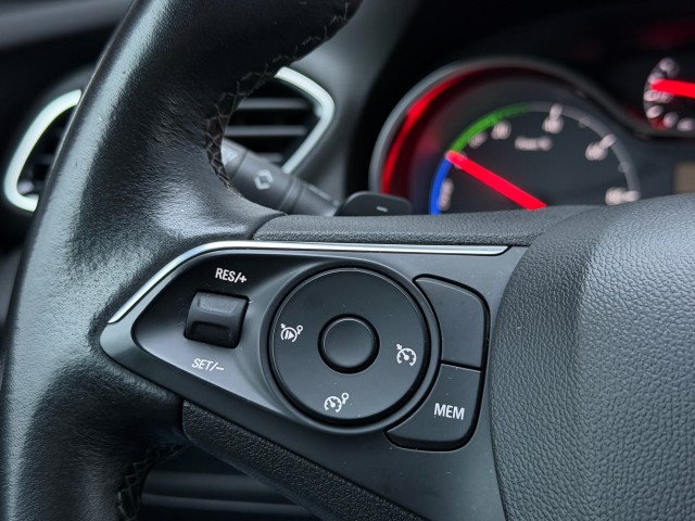 OPEL GRANDLAND X SUV 5-drs