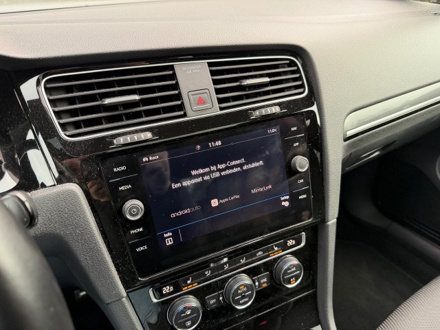 VOLKSWAGEN GOLF Hatchback 5 drs