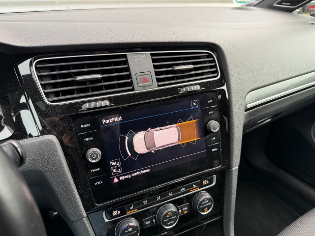 VOLKSWAGEN GOLF Hatchback 5 drs