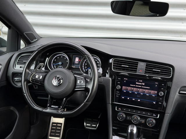 VOLKSWAGEN GOLF Hatchback 5 drs