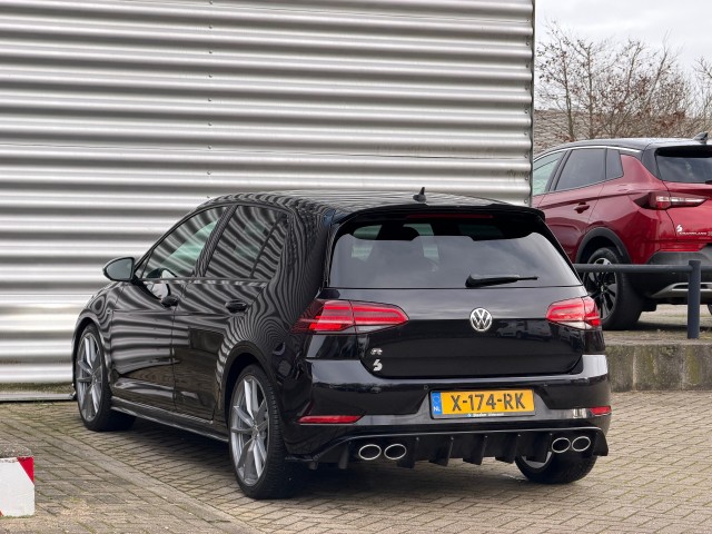 VOLKSWAGEN GOLF Hatchback 5 drs