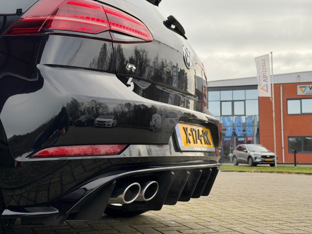 VOLKSWAGEN GOLF Hatchback 5 drs