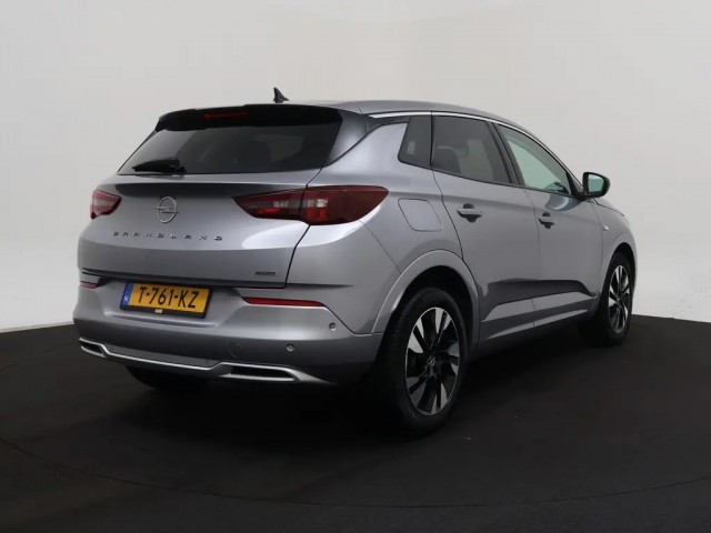 OPEL GRANDLAND SUV 5-drs