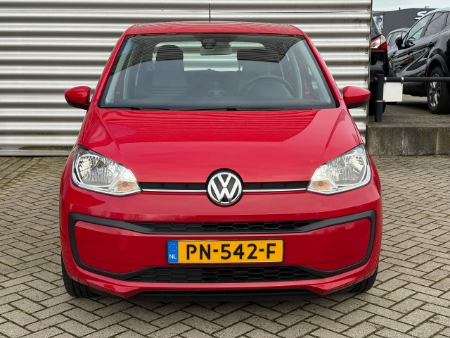 VOLKSWAGEN UP Hatchback 5 drs
