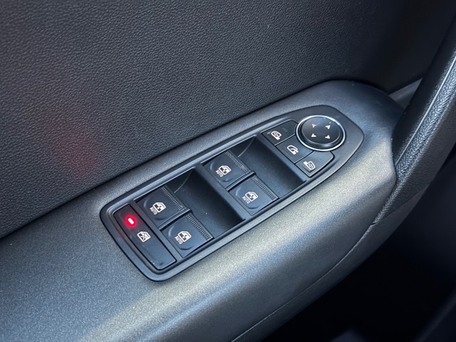 RENAULT CAPTUR SUV 5-drs