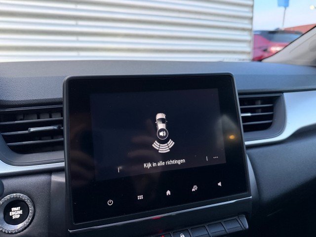 RENAULT CAPTUR SUV 5-drs