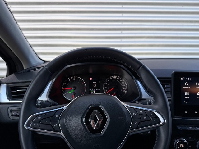 RENAULT CAPTUR SUV 5-drs