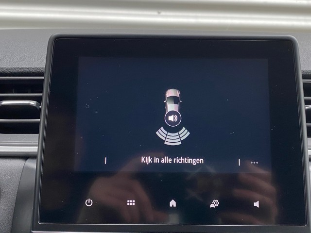 RENAULT CAPTUR SUV 5-drs