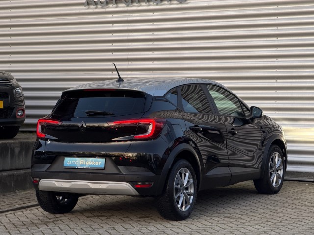 RENAULT CAPTUR SUV 5-drs