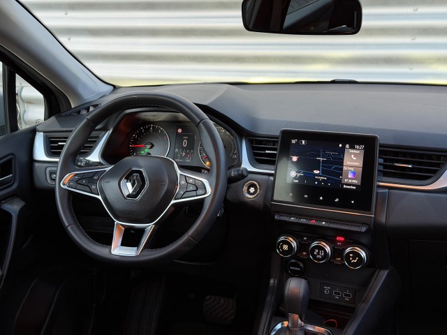 RENAULT CAPTUR SUV 5-drs