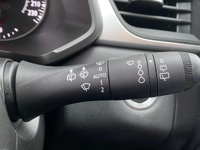 RENAULT CAPTUR SUV 5-drs