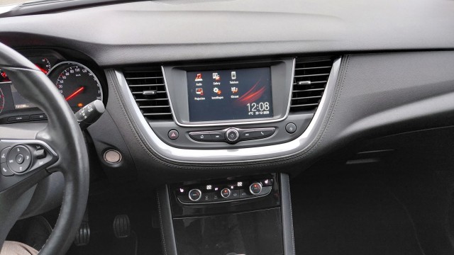 OPEL GRANDLAND SUV 5-drs