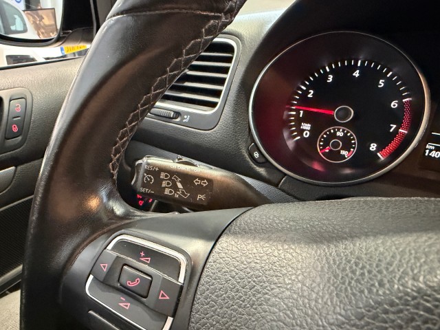 VOLKSWAGEN GOLF Stationwagon 5 drs