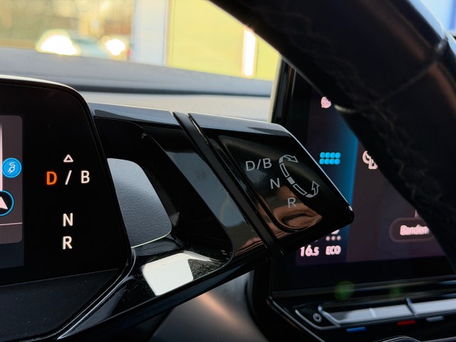 VOLKSWAGEN ID.4 SUV 5-drs