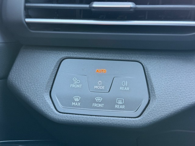 VOLKSWAGEN ID.4 SUV 5-drs