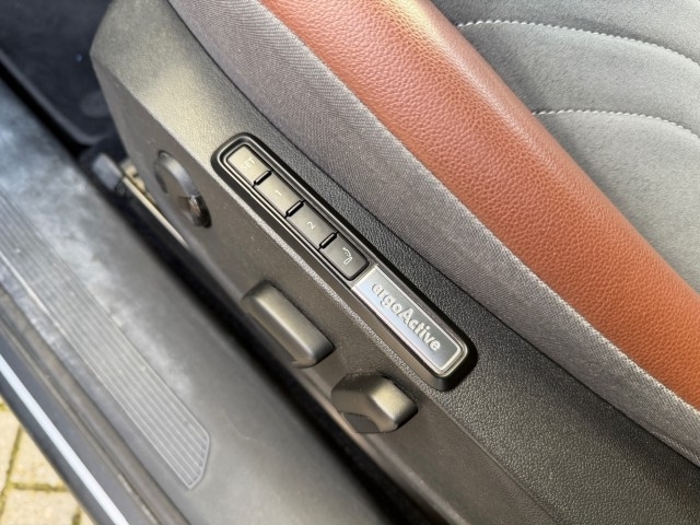 VOLKSWAGEN ID.4 SUV 5-drs