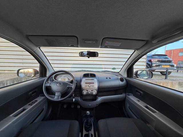 SUBARU JUSTY Hatchback 5 drs