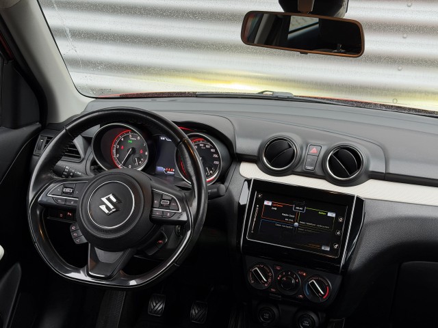 SUZUKI SWIFT Hatchback 5 drs