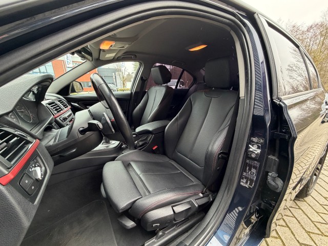 BMW 3-SERIE Sedan 4 drs